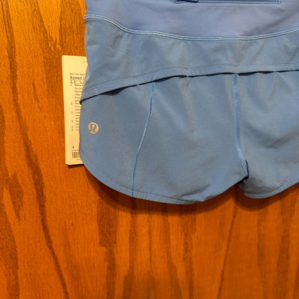 New Lululemon Speed Up LR Lined 2.5” Shorts Size 4 Light Blue - Picture 8 of 13
